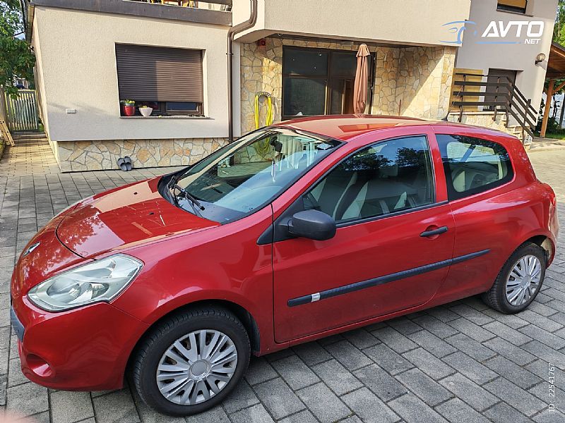 Renault&nbsp;Clio&nbsp;<small><strong>1.5 dCi Dynamique</strong></small>