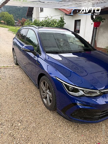 Volkswagen&nbsp;Golf Variant&nbsp;<small><strong>1.5 TSI R-Line</strong></small>