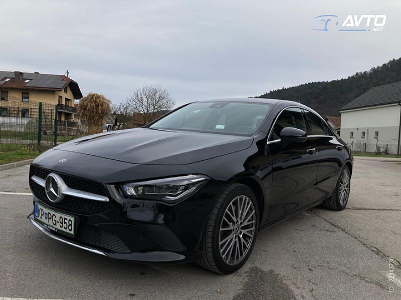 Mercedes-Benz&nbsp;CLA-Razred&nbsp;<small><strong>220</strong></small>