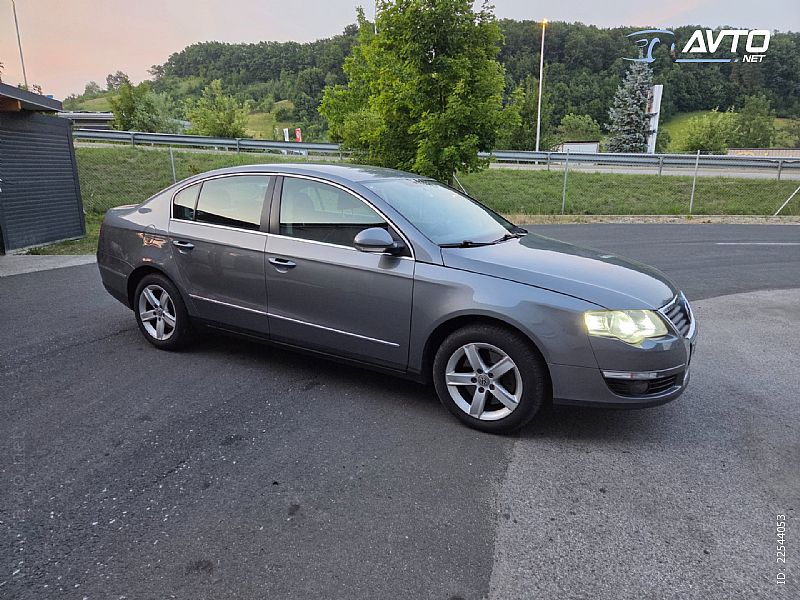 Volkswagen&nbsp;Passat&nbsp;<small><strong>1.9 TDI Comfortline</strong></small>