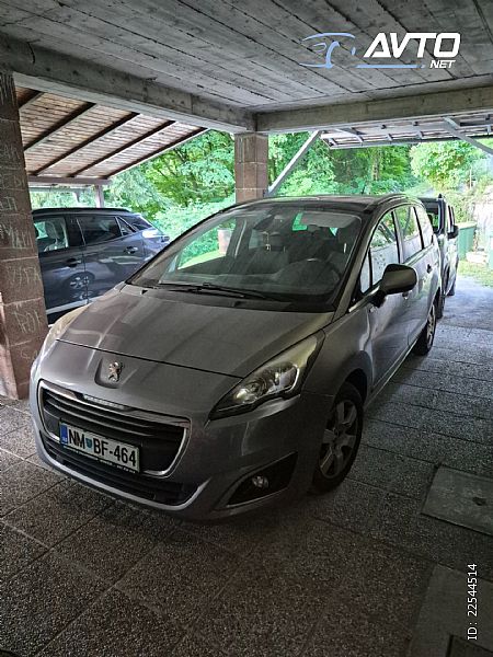 Peugeot&nbsp;5008&nbsp;<small><strong>1.6 HDi Style</strong></small>