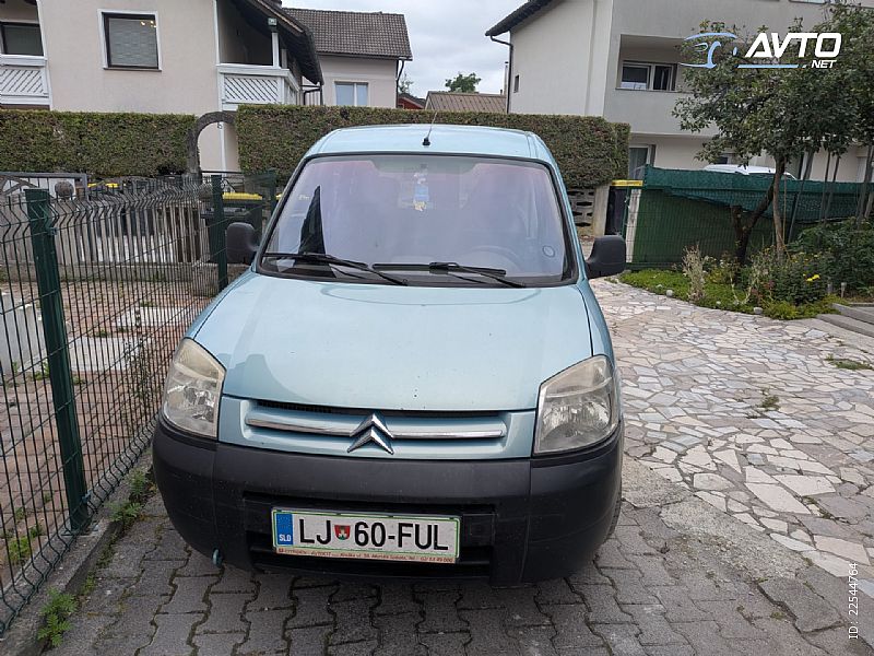 Citro�n&nbsp;Berlingo&nbsp;<small><strong>First 1.6 HDi</strong></small>
