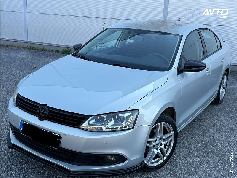 Volkswagen&nbsp;Jetta&nbsp;<small><strong>1.2 TSI Comfortline</strong></small>