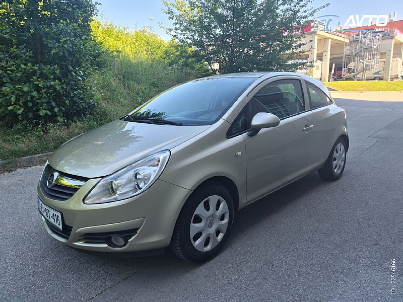 Opel&nbsp;Corsa&nbsp;<small><strong>Cosmo 1.4 16V</strong></small>