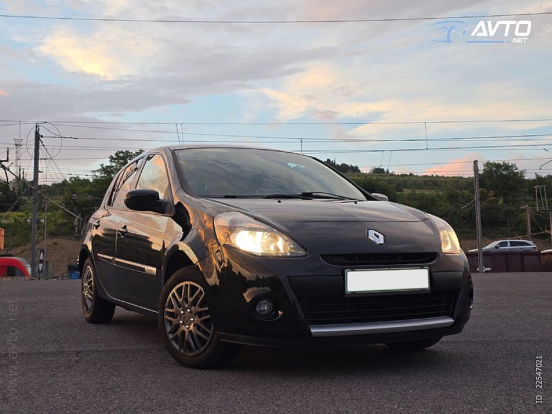 Renault&nbsp;Clio&nbsp;<small><strong>1.2 TCE </strong></small>