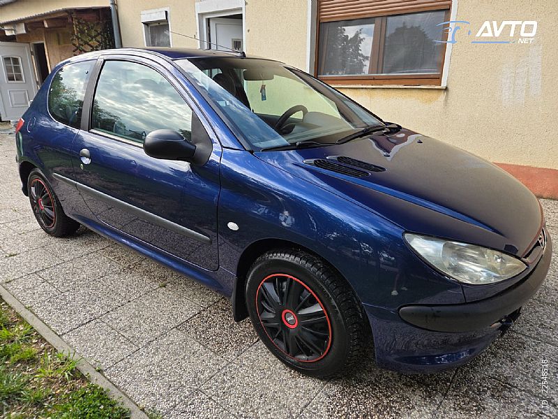 Peugeot&nbsp;206&nbsp;<small><strong>PopArt 1.4</strong></small>