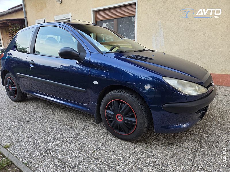 Peugeot&nbsp;206&nbsp;<small><strong>PopArt 1.4</strong></small>