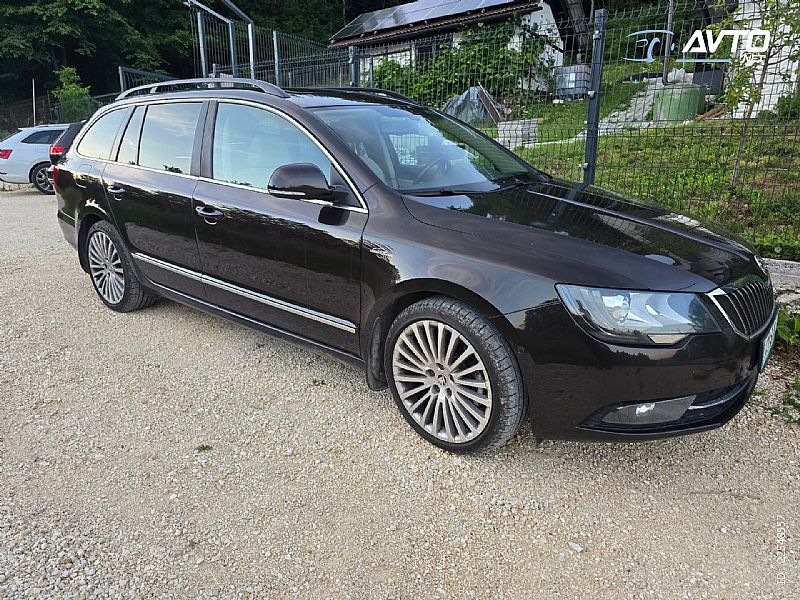 �koda&nbsp;Superb&nbsp;<small><strong>Combi 4x4 2.0 TDI L K DSG - Webasto  SLO </strong></small>