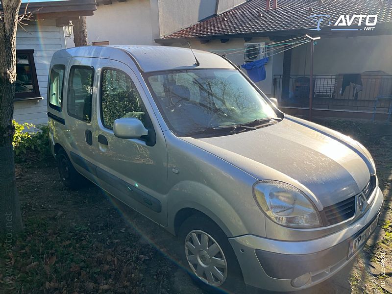 Renault&nbsp;Kangoo&nbsp;<small><strong></strong></small>