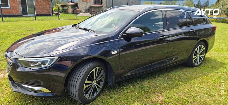 Opel&nbsp;Insignia&nbsp;<small><strong>Sports Tourer 1.5 Turbo Innovation</strong></small>