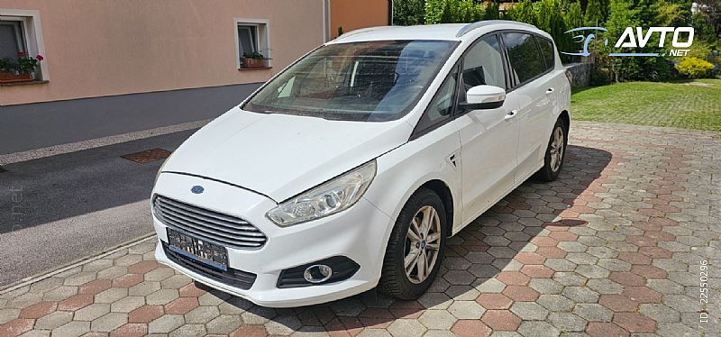 Ford&nbsp;S-Max&nbsp;<small><strong>2.0 TDCi Trend</strong></small>