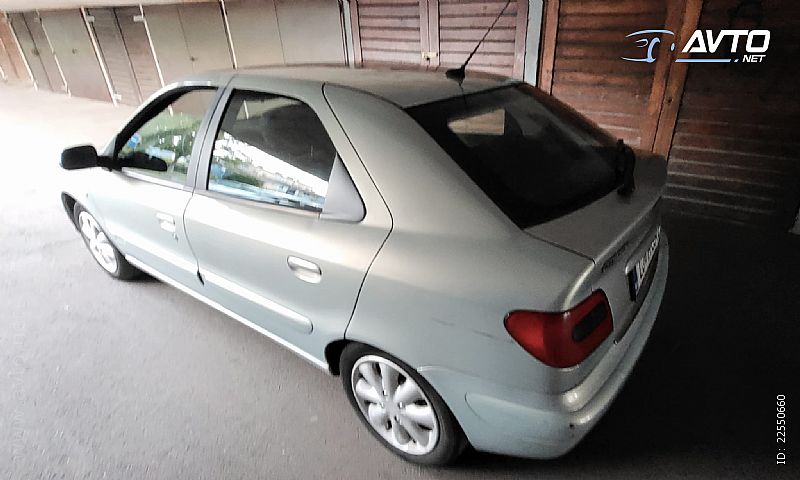 Citro�n&nbsp;Xsara&nbsp;<small><strong>1.6i 16V limuzina | po�kodbe od to�e</strong></small>