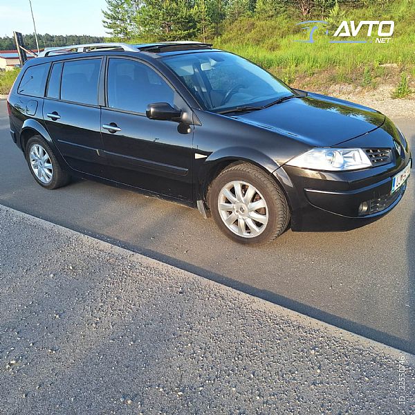 Renault&nbsp;Megane&nbsp;<small><strong>Grandtour 1.5 dCi Dynamique</strong></small>