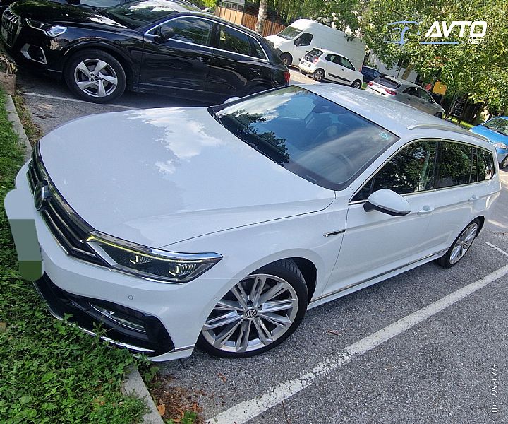 Volkswagen&nbsp;Passat&nbsp;<small><strong>Variant 2.0 TDI </strong></small>
