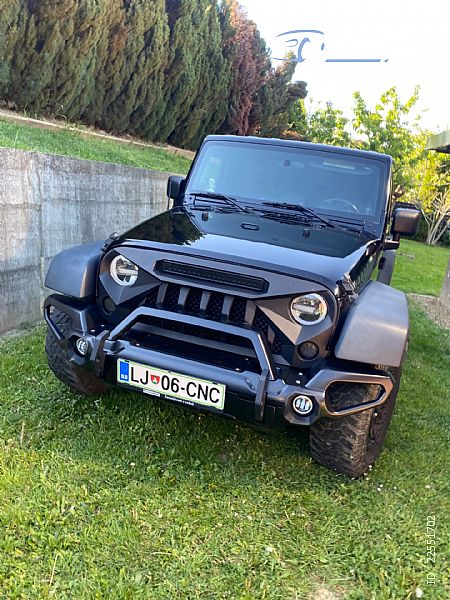 Jeep&nbsp;Wrangler&nbsp;<small><strong>2.8 CRD Sport</strong></small>