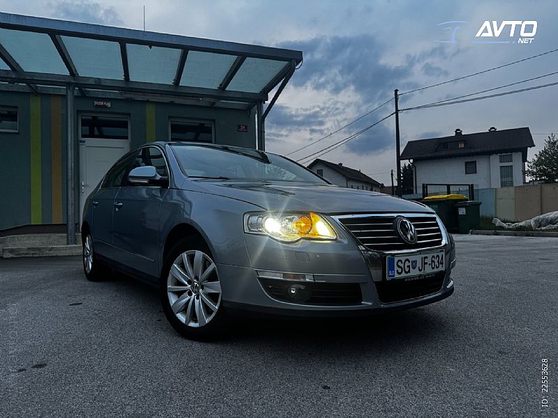 Volkswagen&nbsp;Passat&nbsp;<small><strong>2.0 TDI DPF Highline CR</strong></small>