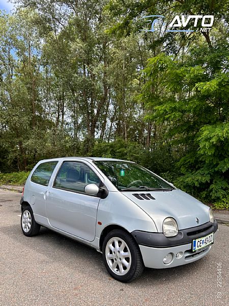 Renault&nbsp;Twingo&nbsp;<small><strong>1.2 16V Avtomatic</strong></small>