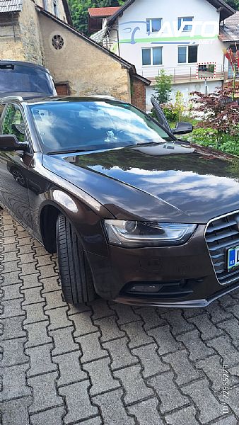 Audi&nbsp;A4 Avant&nbsp;<small><strong></strong></small>