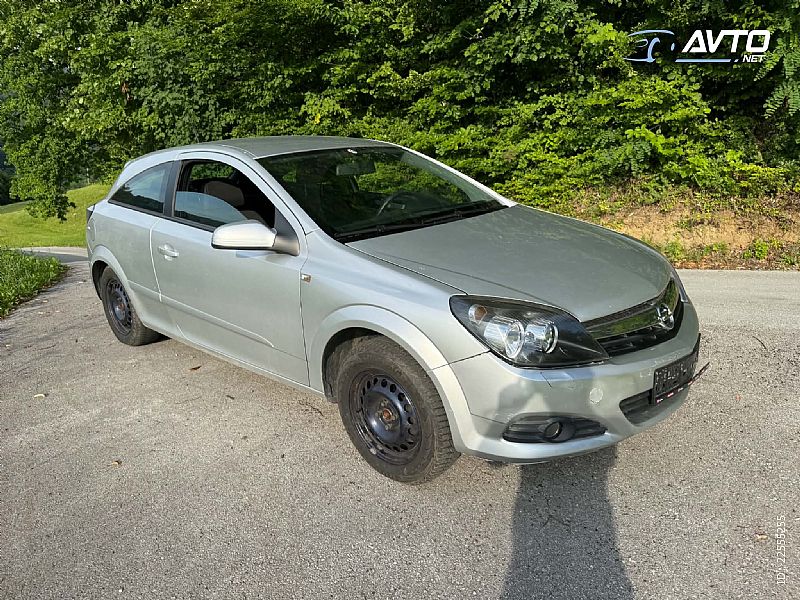 Opel&nbsp;Astra&nbsp;<small><strong>1.6 16V Sport GTC SLOVENSKI AVTO</strong></small>