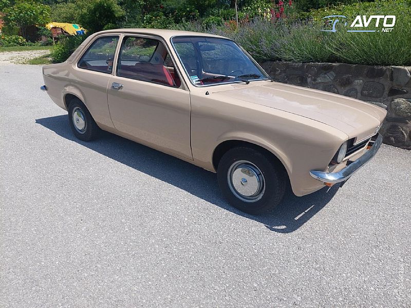 Opel&nbsp;Kadett&nbsp;<small><strong>KADETT C</strong></small>