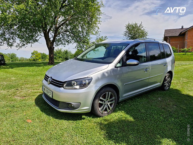 Volkswagen&nbsp;Touran&nbsp;<small><strong>1.6 TDI BlueMotion Tech. Comfortline</strong></small>