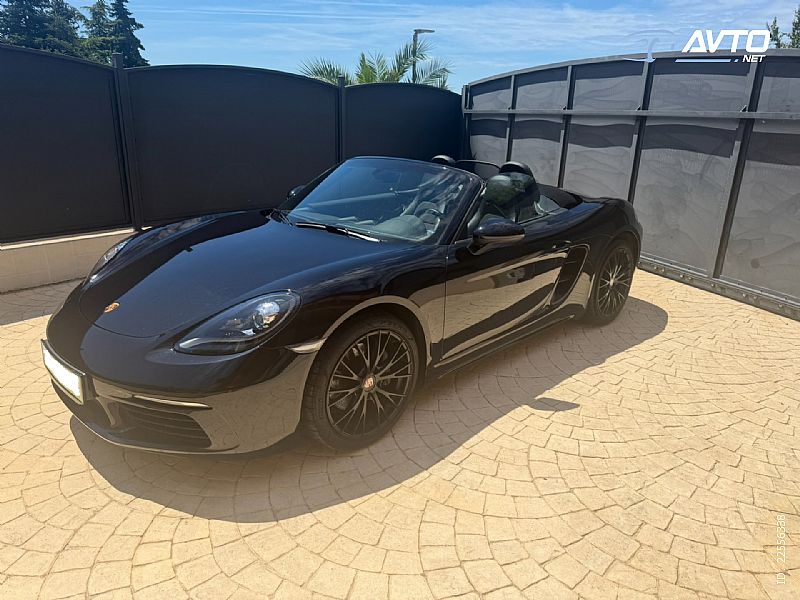 Porsche&nbsp;718 Boxster&nbsp;<small><strong></strong></small>