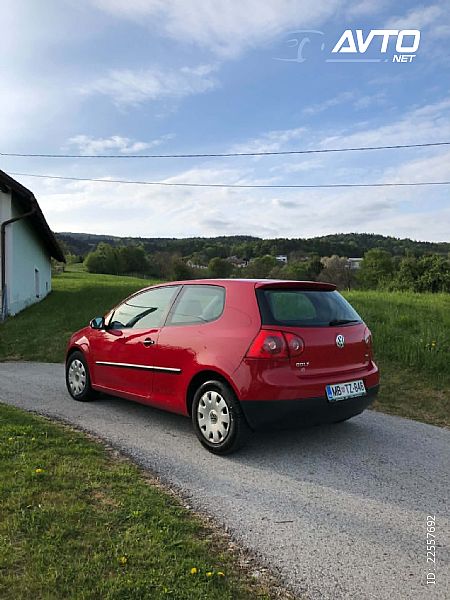 Volkswagen&nbsp;Golf&nbsp;<small><strong>Comfortline 1.9 TDI</strong></small>
