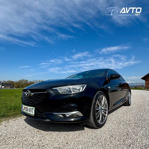 Opel&nbsp;Insignia&nbsp;<small><strong>GRAND SPORT 1.6 CDTI</strong></small>