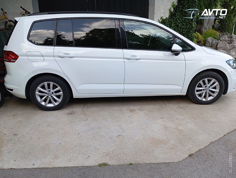 Volkswagen&nbsp;Touran&nbsp;<small><strong>2.0 TDI BMT Comfortline</strong></small>