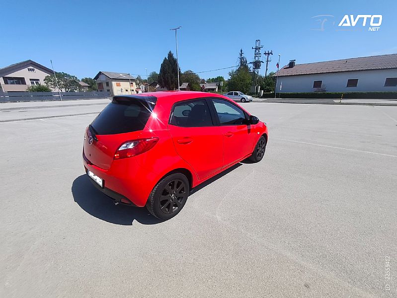 Mazda&nbsp;Mazda2&nbsp;<small><strong>1.3i Takumi</strong></small>