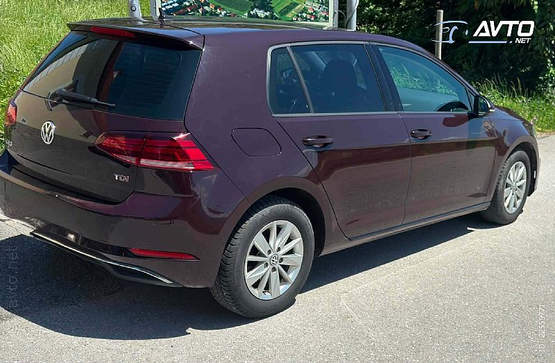 Volkswagen&nbsp;Golf&nbsp;<small><strong>1.6 TDI BMT Comfortline</strong></small>