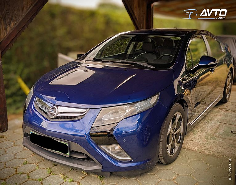 Opel&nbsp;Ampera&nbsp;<small><strong></strong></small>