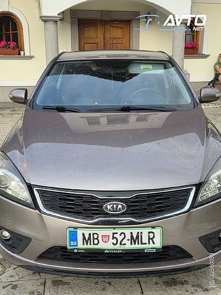 Kia&nbsp;Ceed&nbsp;<small><strong>1.6 </strong></small>