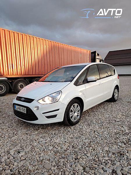 Ford&nbsp;S-Max&nbsp;<small><strong>2.0 TDCi Trend Avt. </strong></small>