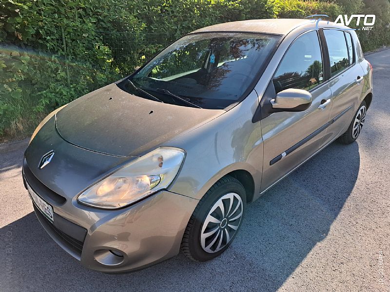Renault&nbsp;Clio&nbsp;<small><strong>1.2 16V Expression</strong></small>