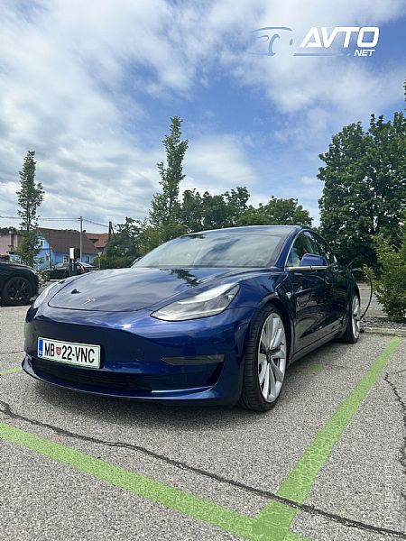 Tesla&nbsp;Model 3&nbsp;<small><strong>Performance - Long Range AWD Dual Motor   </strong></small>