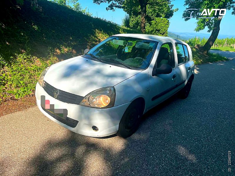Renault&nbsp;Clio&nbsp;<small><strong>1.2 16V storia</strong></small>