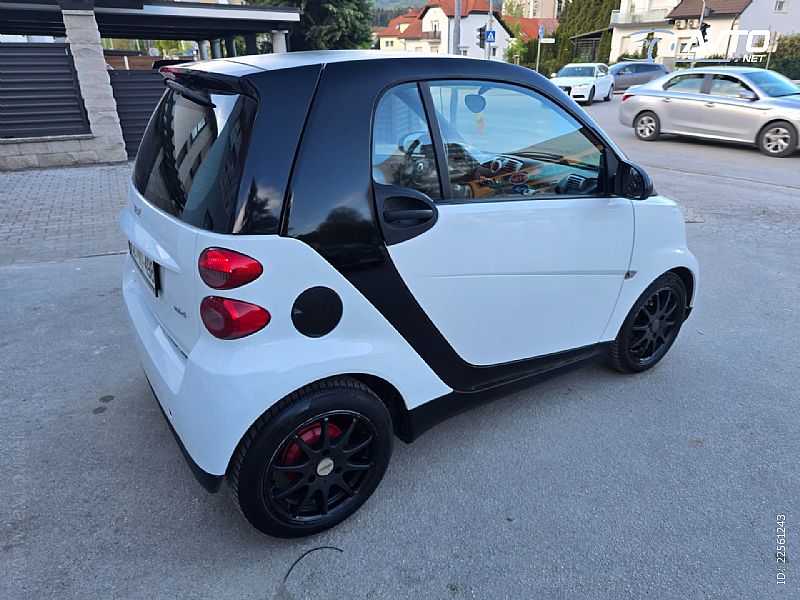 Smart&nbsp;fortwo&nbsp;<small><strong>pure Softip HMD</strong></small>