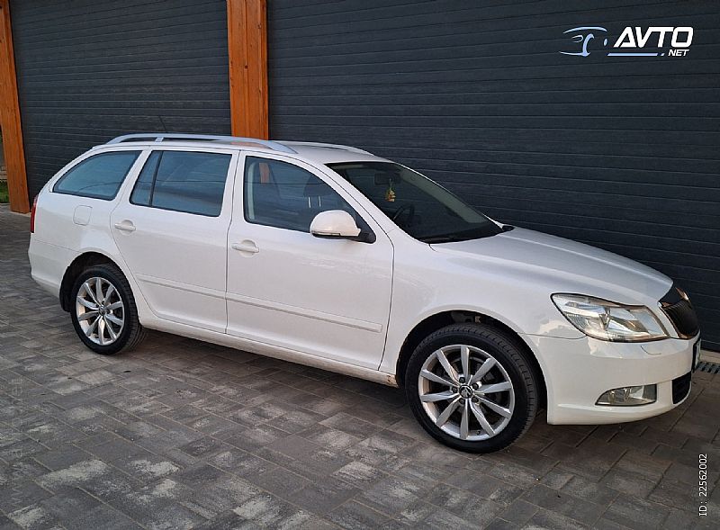 �koda&nbsp;Octavia&nbsp;<small><strong>Combi 4x4 1.6 TDI CR DPF Ambition</strong></small>