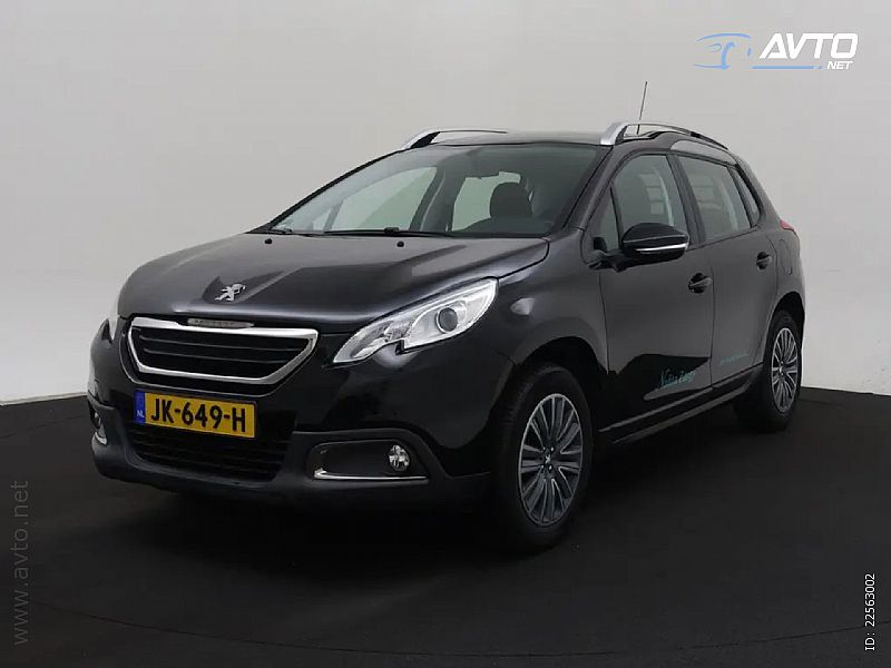 Peugeot&nbsp;2008&nbsp;<small><strong>1.2 PureTech avtomatik NAVI</strong></small>