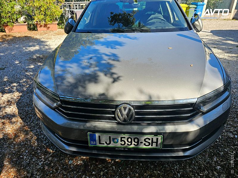 Volkswagen&nbsp;Passat Variant&nbsp;<small><strong>2.0 TDI BMT Highline DSG</strong></small>