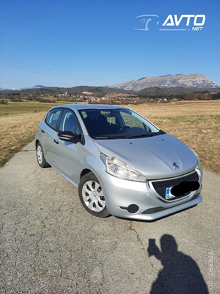 Peugeot&nbsp;208&nbsp;<small><strong>1.4 HDi Access</strong></small>