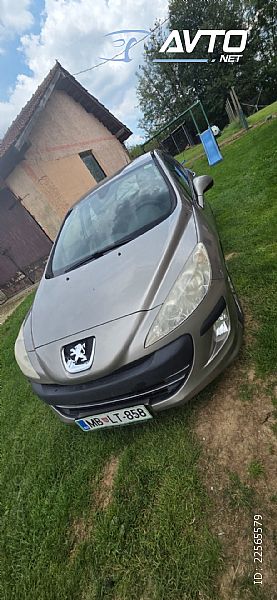 Peugeot&nbsp;308&nbsp;<small><strong>Premium 1.6 16V VTi</strong></small>
