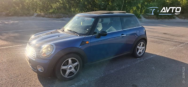 MINI&nbsp;Cooper&nbsp;<small><strong>1.6</strong></small>