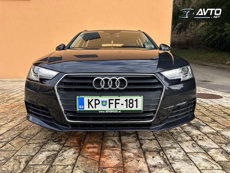Audi&nbsp;A4 Avant&nbsp;<small><strong></strong></small>