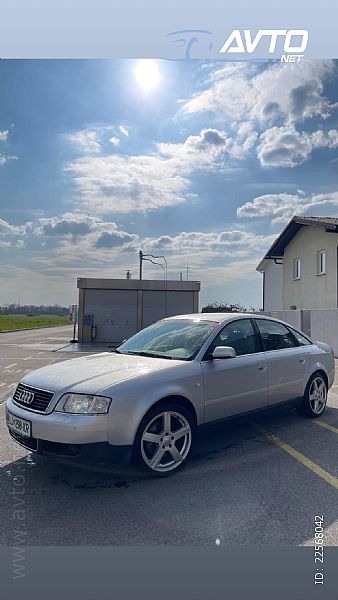 Audi&nbsp;A6&nbsp;<small><strong>quattro 3.0 V6 Tiptronic</strong></small>