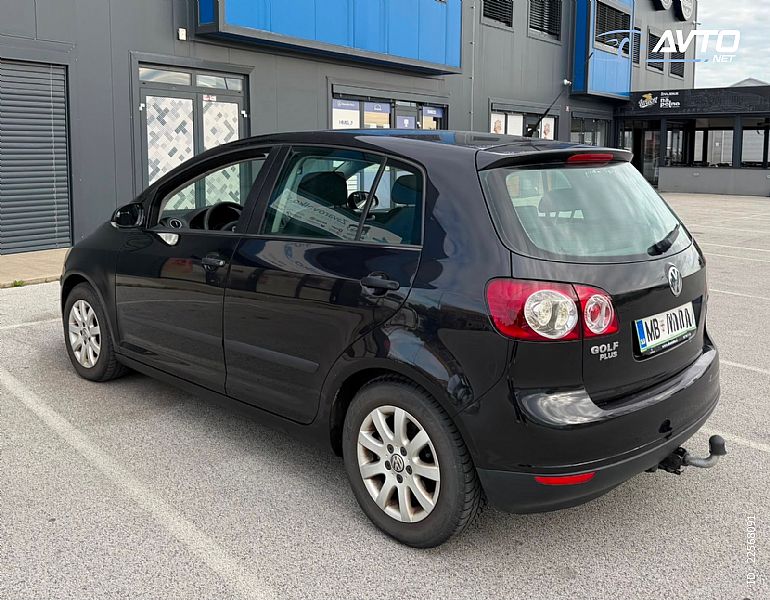 Volkswagen&nbsp;Golf&nbsp;<small><strong>Comfortline 1.9 TDI</strong></small>