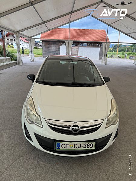 Opel&nbsp;Corsa&nbsp;<small><strong></strong></small>