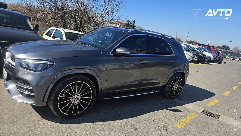 Mercedes-Benz&nbsp;GLE-Razred&nbsp;<small><strong>GLE 400 d 4MATIC Avt.</strong></small>