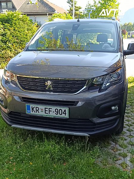 Peugeot&nbsp;Rifter&nbsp;<small><strong></strong></small>